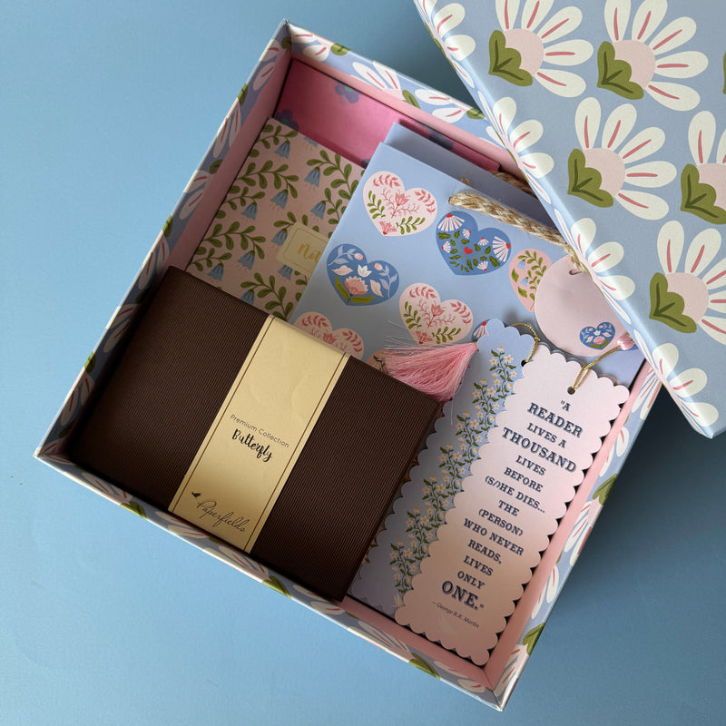 Hearts Blue Classic Gift Hamper