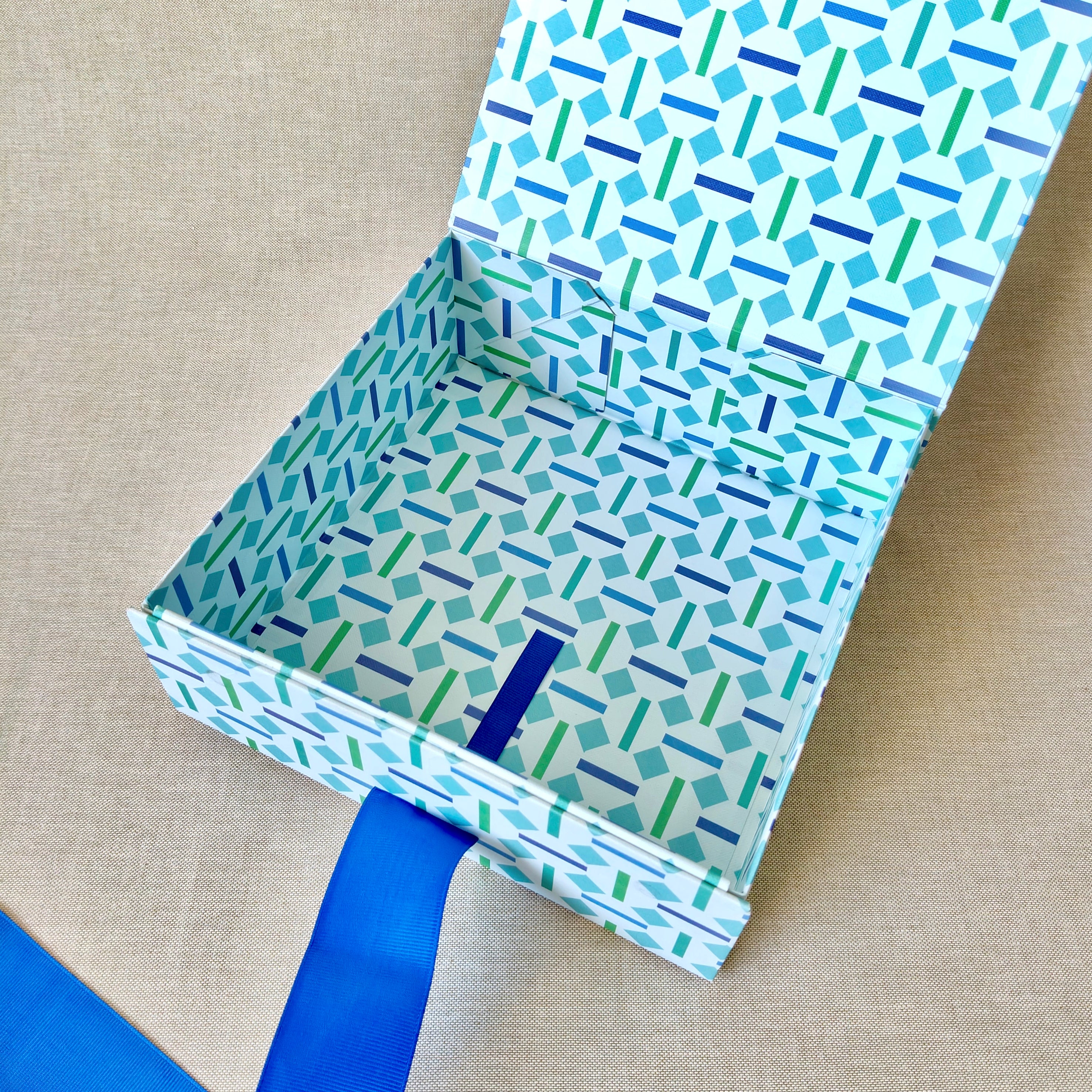 Alcazar Tiles Collapsible Box with Ribbon