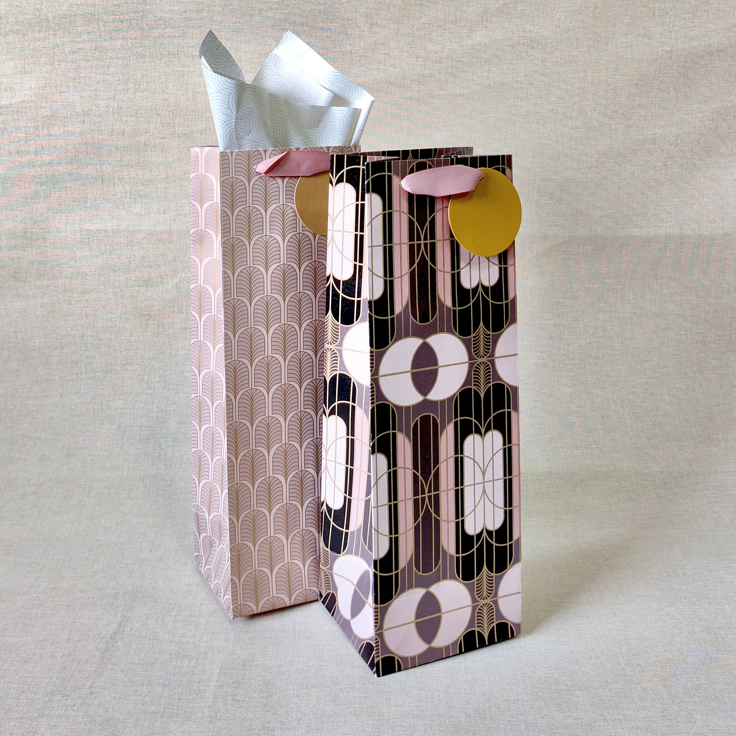 Gilded Era Rose Bottle Bags with Tissues