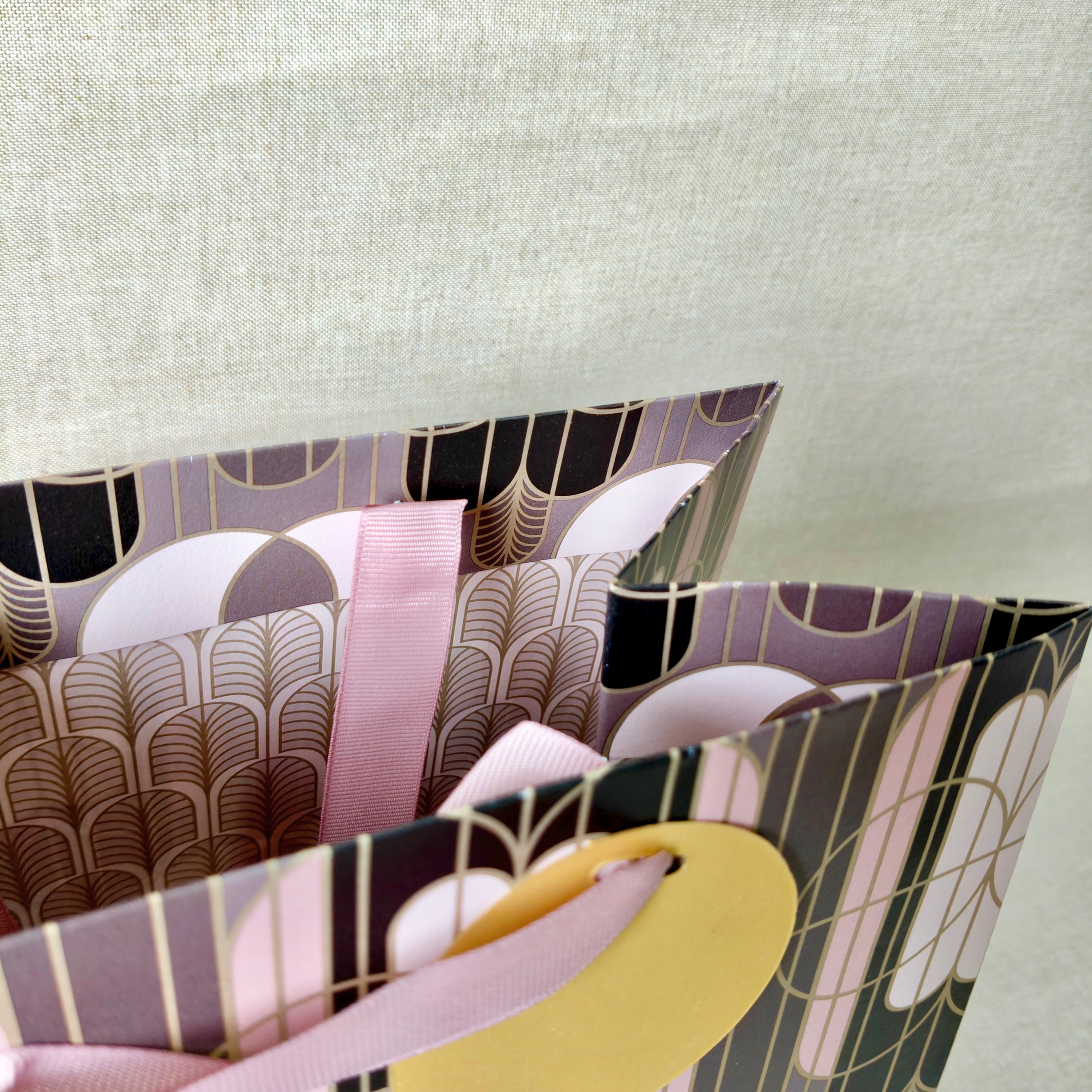 Gilded Era Rose Large Bags with Tissues