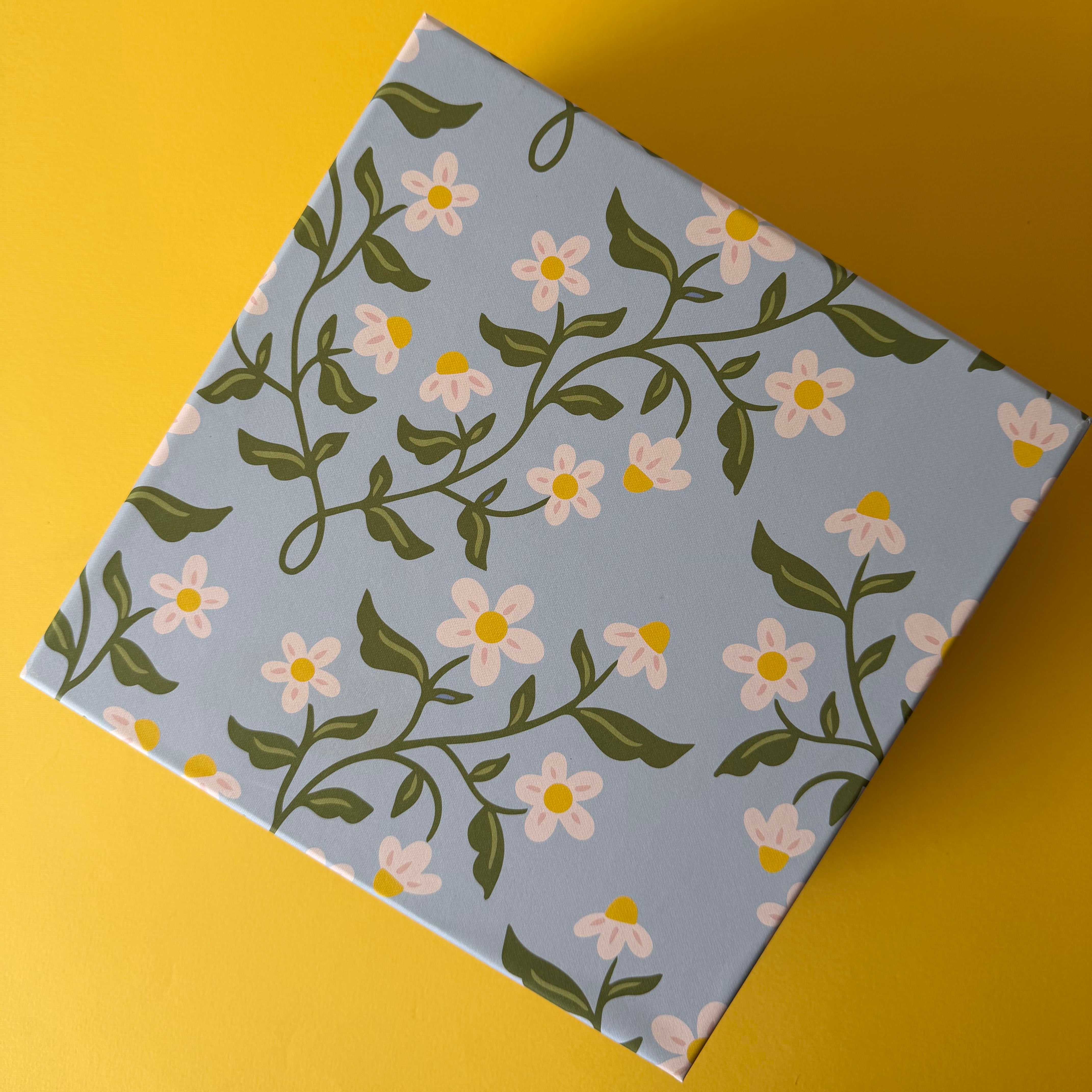 Ivy Blue Classic Gift Hamper