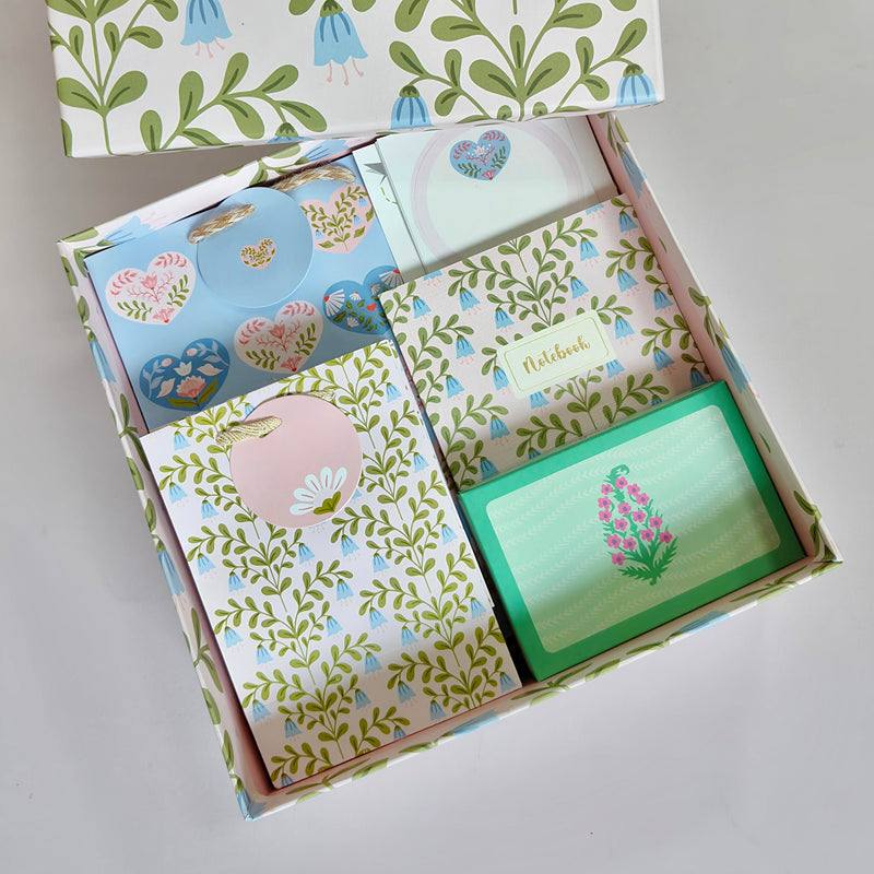 Ivy Bloom Gift Hamper