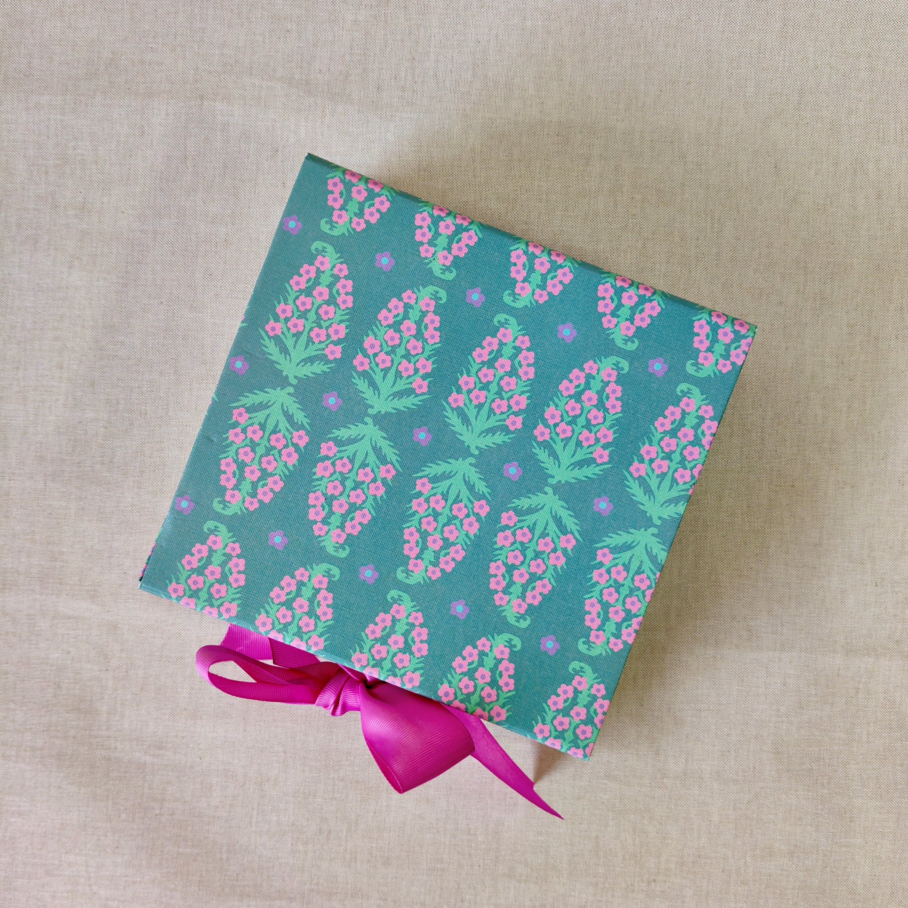Paisley Collapsible Box with Ribbon