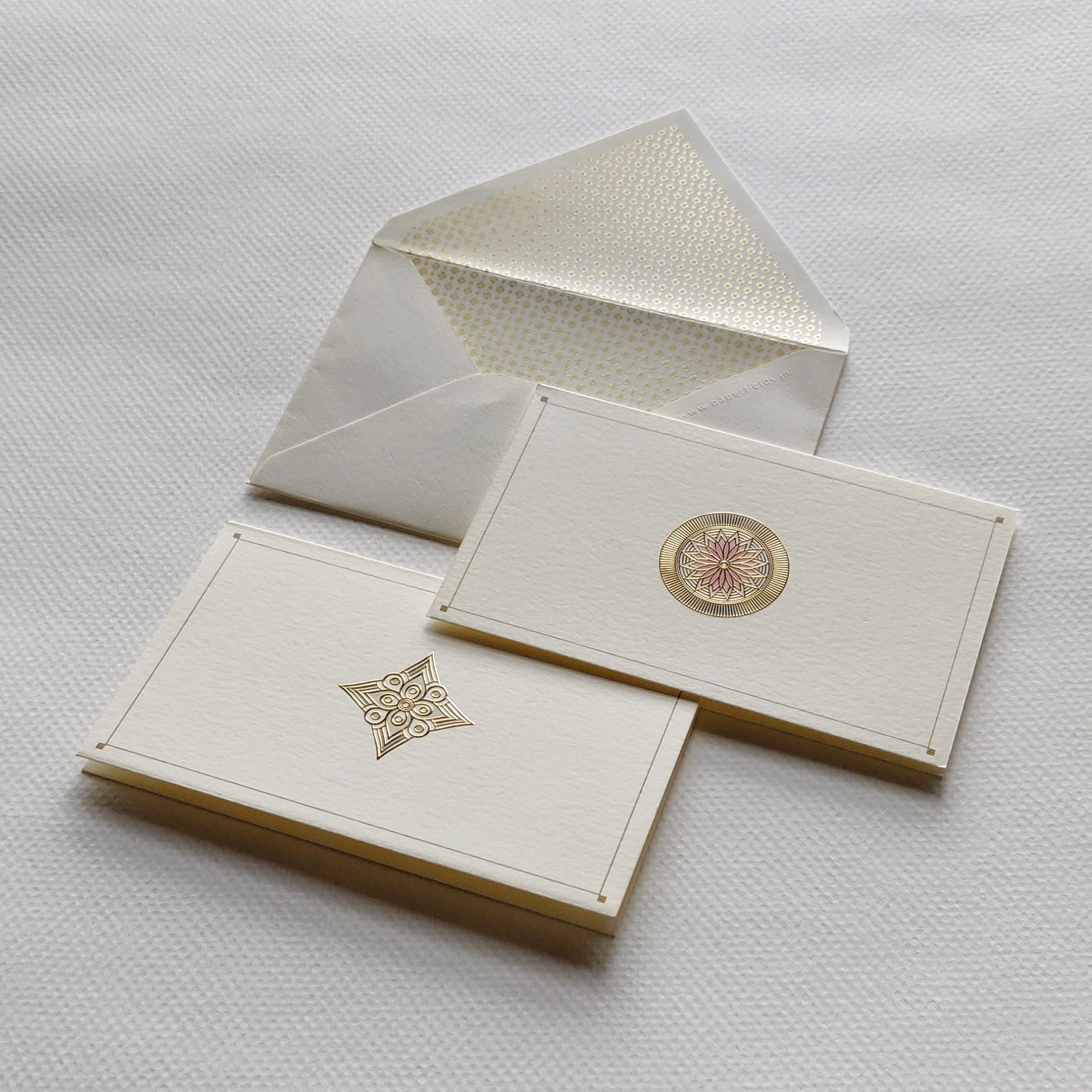 Carrom & Paisley Trio Kit