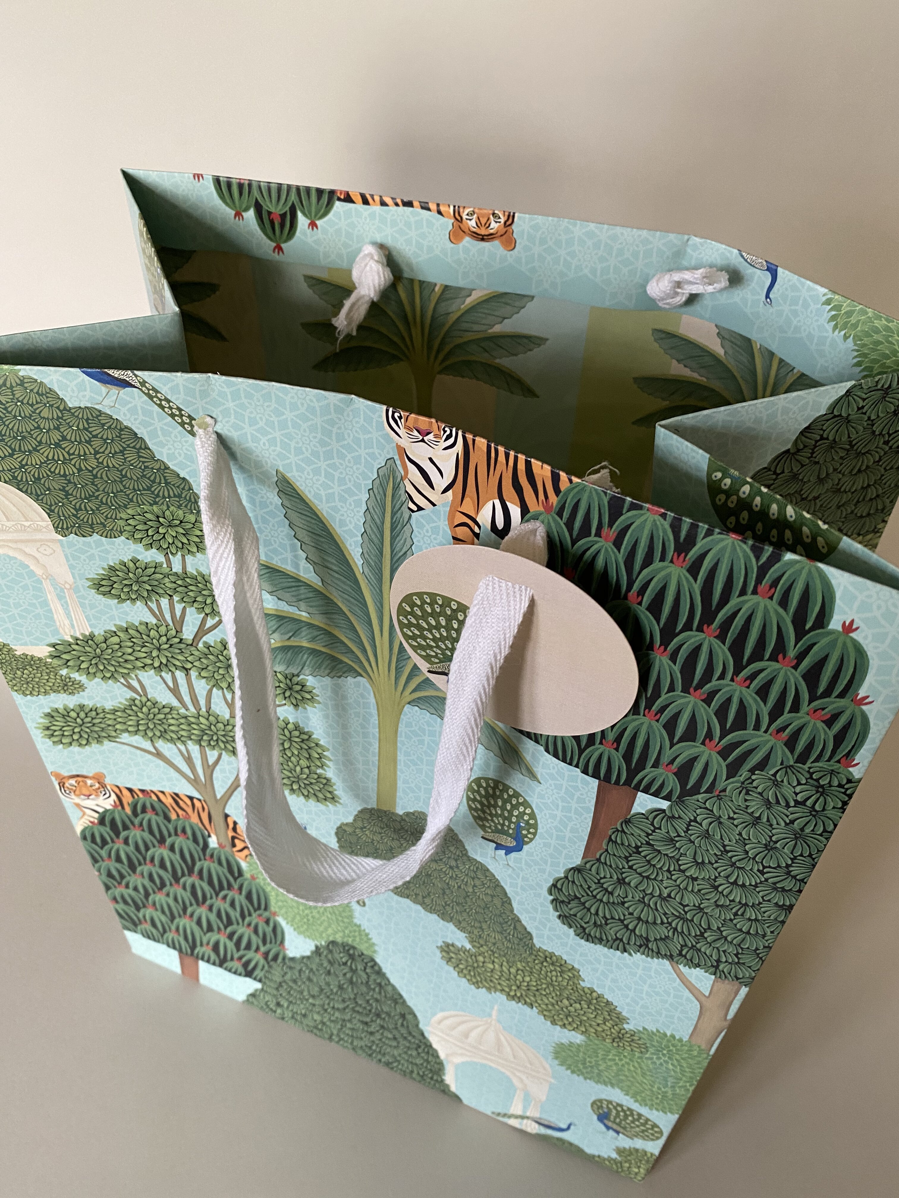 Bagh Medium Gift Bags