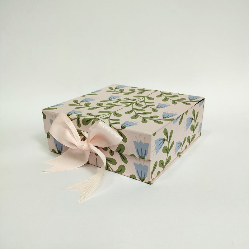 Ivy (Pink) Large Collapsible Box WITH RIBBON