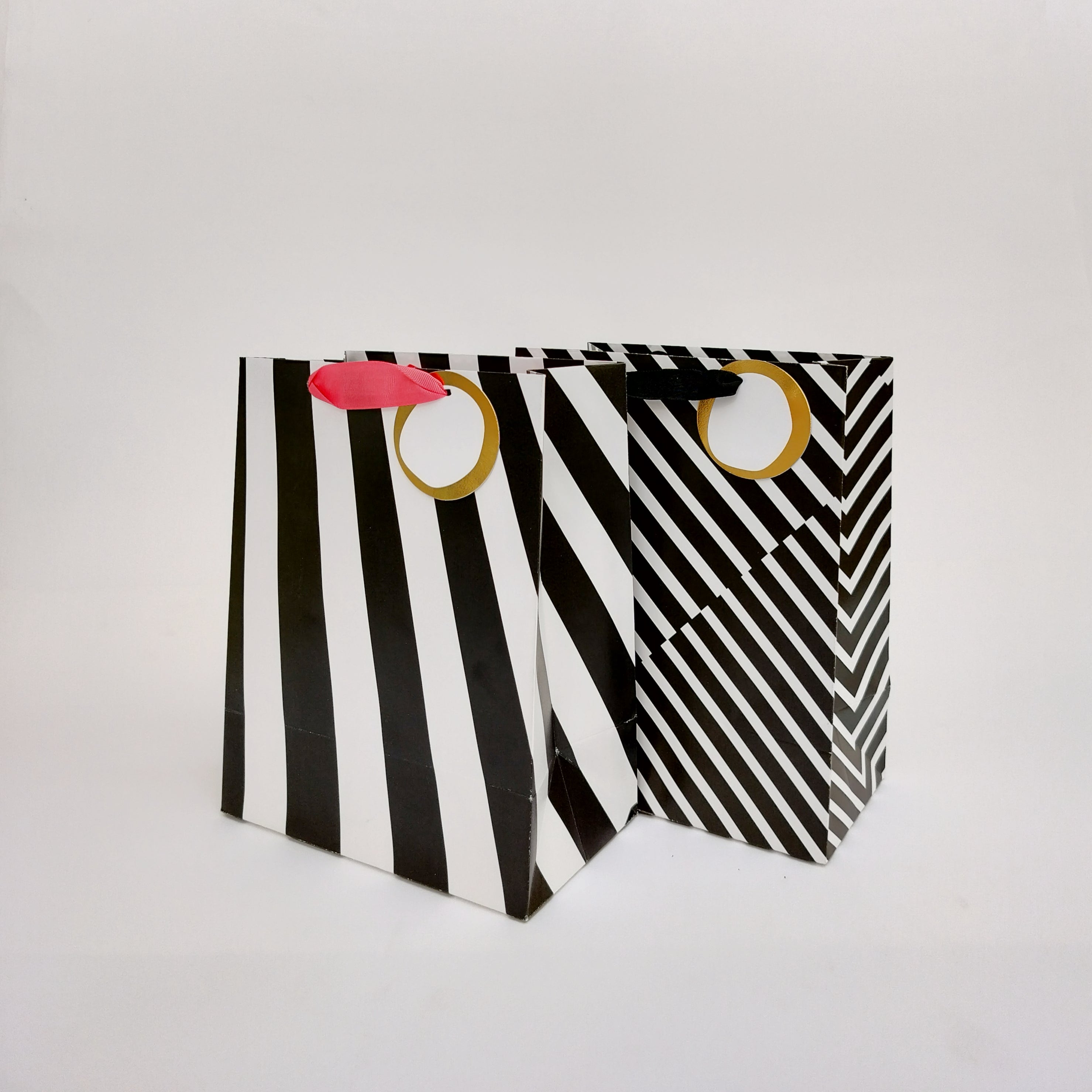 Illusion Medium Gift Bags