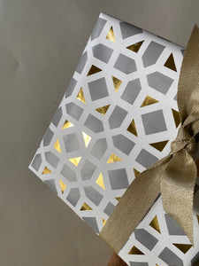 Noura Gold Gift Wrap